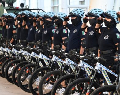 Policía humana