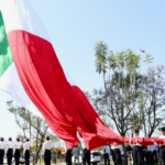 izamiento de bandera